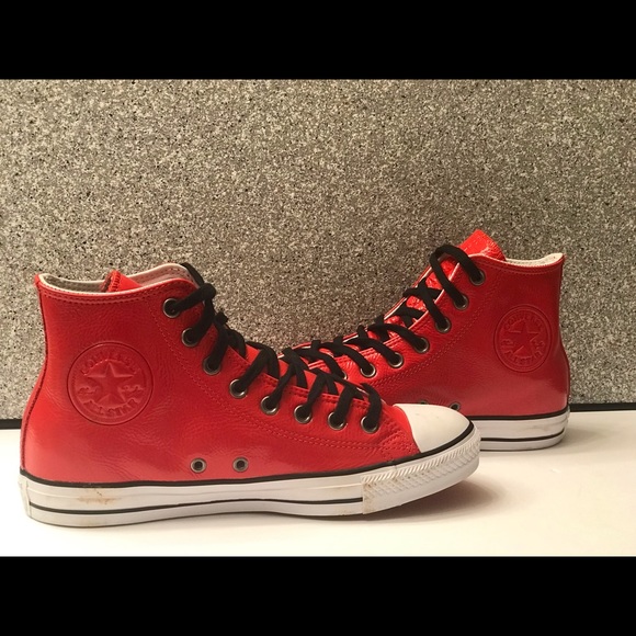 Men’s Converse Chuck Taylor Red Glossy High Top - Picture 2 of 9